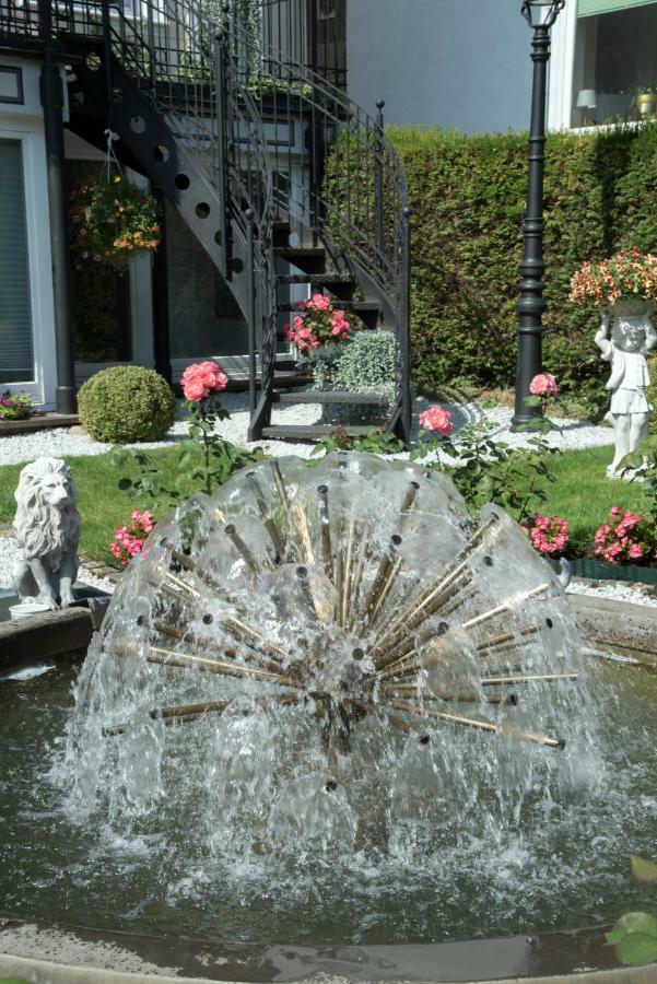 Hotel Villa Am Kurpark Bad Homburg vor der Höhe Exterior photo